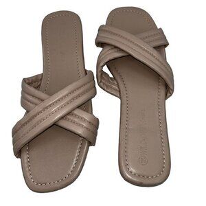 Wild Diva Quilted Crisscross Slip On Slides Sandals Flat Tan Size 8.5‎